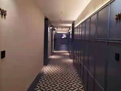 -舍居智能酒店(深圳宝安翻身地铁站店)