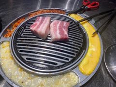 -猪掌柜韩国烤肉(六折店)