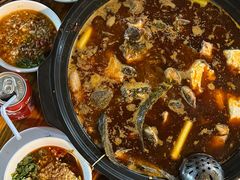 -金海椒罐罐鲢鱼(东方桂苑店)