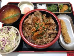 -牛邸·烧肉饭(来福士店)