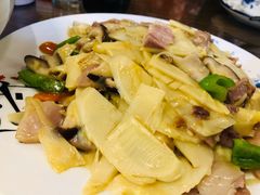 黄山炒三冬-缘来聚·徽菜名店(黄山宏村店)