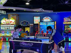 -星悦蓝海欢乐园(石路天虹店)