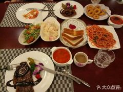 -六国饭店·俄餐·西餐(吊桥公园店)
