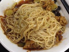 -陇上全荟兰州传统牛肉面(延吉路店)