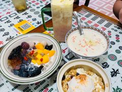 跳跳杏仁奶冻-堂屋糖水店(愚园店)