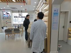 -亿视康青少儿眼镜(五官科店)