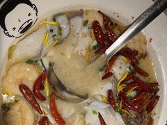 -江渔儿酸菜鱼(万科东荟城店)