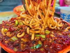 -玲玲米粉·新疆现炒米粉(大十字总店)