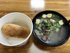 -瞻园面馆鸭血粉丝汤(老门东店)