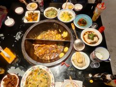 -鱼窝棚柴火铁锅炖(富山屯店)