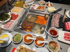 -海底捞火锅(宝龙广场夜宵主题店)