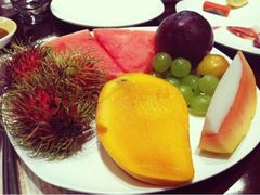 -荣誉国际酒店-云顶旋转餐厅