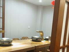 -青瓦餐厅·生鱼片·韩园烤肉(西塔店)