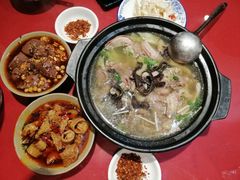 -谢老五跷脚牛肉·非遗传承店