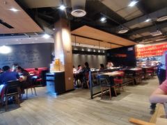 大堂-必胜客(新中纬店)