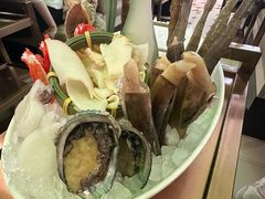 -洪氏嗨捞·广东猪肚鸡·椰子鸡火锅(西咸万象城店)