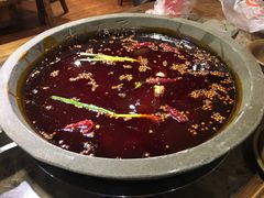 -憨石匠鲜菜土火锅(昆都店)