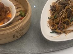 -喜宴又一村·粤菜·茶点·海鲜(壹方天地店)