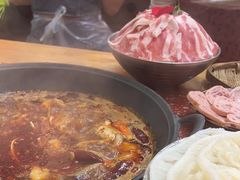 -赵美丽·重庆社区火锅·直营店(火车东站·中豪国际店)