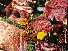 -山川小町·极番烧肉(新地假日广场店)
