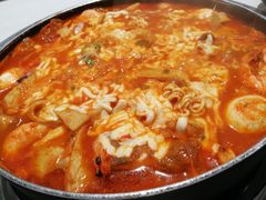 -三清洞摩西韩式年糕火锅(威高广场店)
