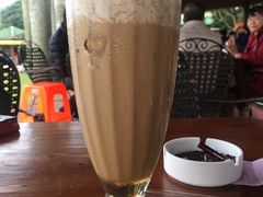 -侯臣咖啡文化村