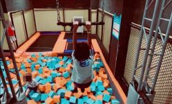 -蹦贝运动中心·蹦床·攀岩·闯关(龙岗店)