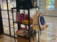 -星巴克(杭州西湖银泰1F店)
