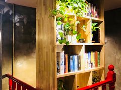 -HIGH FIVE哈福手工汉堡(桂林路店)