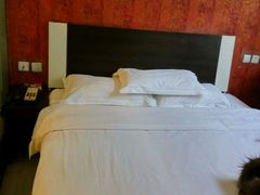 -如家云上四季连锁酒店(昆明东风广场地铁站店)