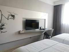 -白玉兰酒店(上海田子坊马当路地铁站店)