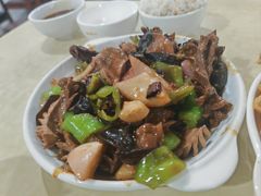 -满口香饭店