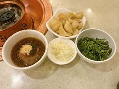 -八先生涮肉房(三里河店)
