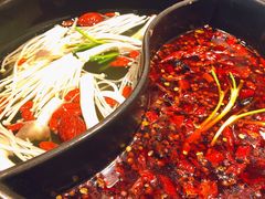 鸳鸯锅-钢管厂五区小郡肝串串香(南山店)