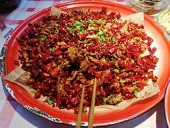 吃不得辣子鸡-思博半步颠小酒馆(梦时代店)