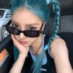 -DL HAIR SALON