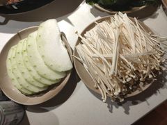 -岗上渣渣老火锅(两路口店)