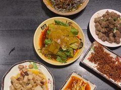 -醉八仙热酒馆(渝中店)