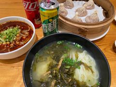-诚铭记·虾仁汤包·成都小吃(融创店)