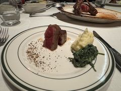 -Wolfgang’s Steakhouse 沃夫冈牛排馆(上海白玉兰广场店)