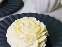 -潮一不贰·法式甜品·生日蛋糕·西式简餐(外滩店)