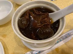 黑蒜炖鸡-广兴酒家