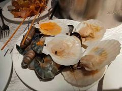-领鲜活海鲜榴莲自助火锅(东门店)
