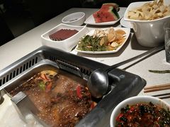 -海底捞火锅鲜切牛肉主题店(长寿路店)