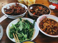 -老三样·美食研究中心(世贸路店)