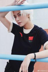 -变画·发型STUDIO