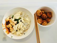 -辣辣小吃豆花米线(大观篆新农贸市场店)