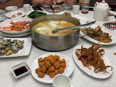 -肥仔文澳门猪骨煲(南京西路店)