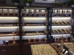 -肆兮眼镜·蔡司·徕卡战略合作店(大坪店)