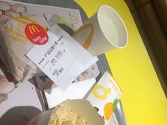 -麦当劳(百联西郊购物中心店)